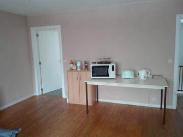 Roomlala | Quarto para alugar na casa de um residente