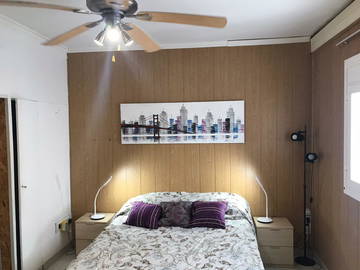 Roomlala | Quarto para alugar na cidade de Lleida