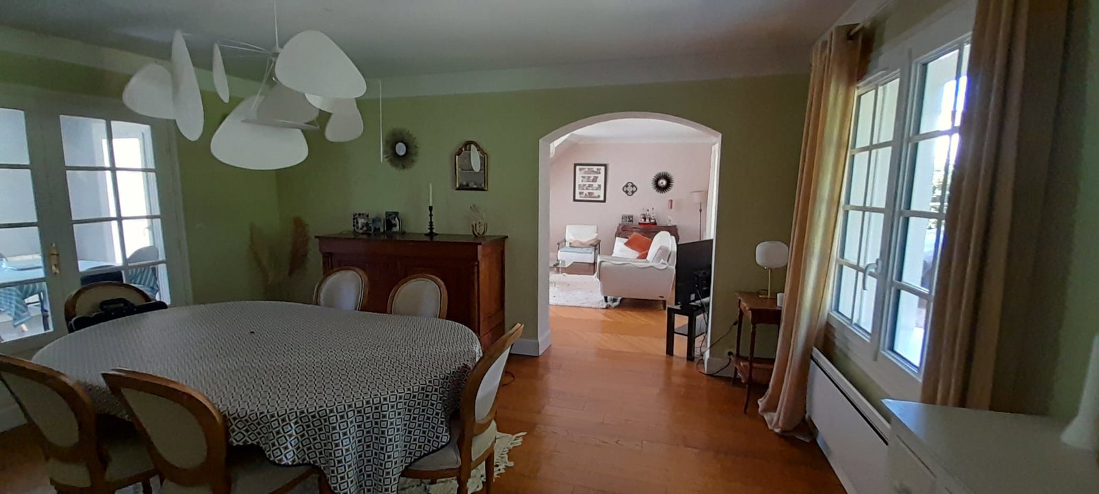 Hospedagem Em Casa De Família Chailly-en-Bière 655363