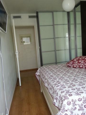 Hospedagem Em Casa De Família Clichy 56648