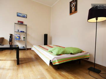 Roomlala | Quarto para alugar perto de Parlement/Louise 