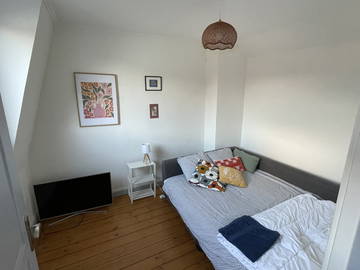 Roomlala | Quarto para alugar por curtos períodos