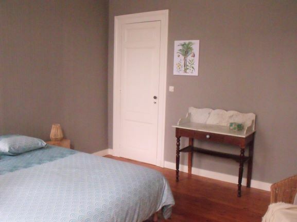 Hospedagem Em Casa De Família Castillon-la-Bataille 250047