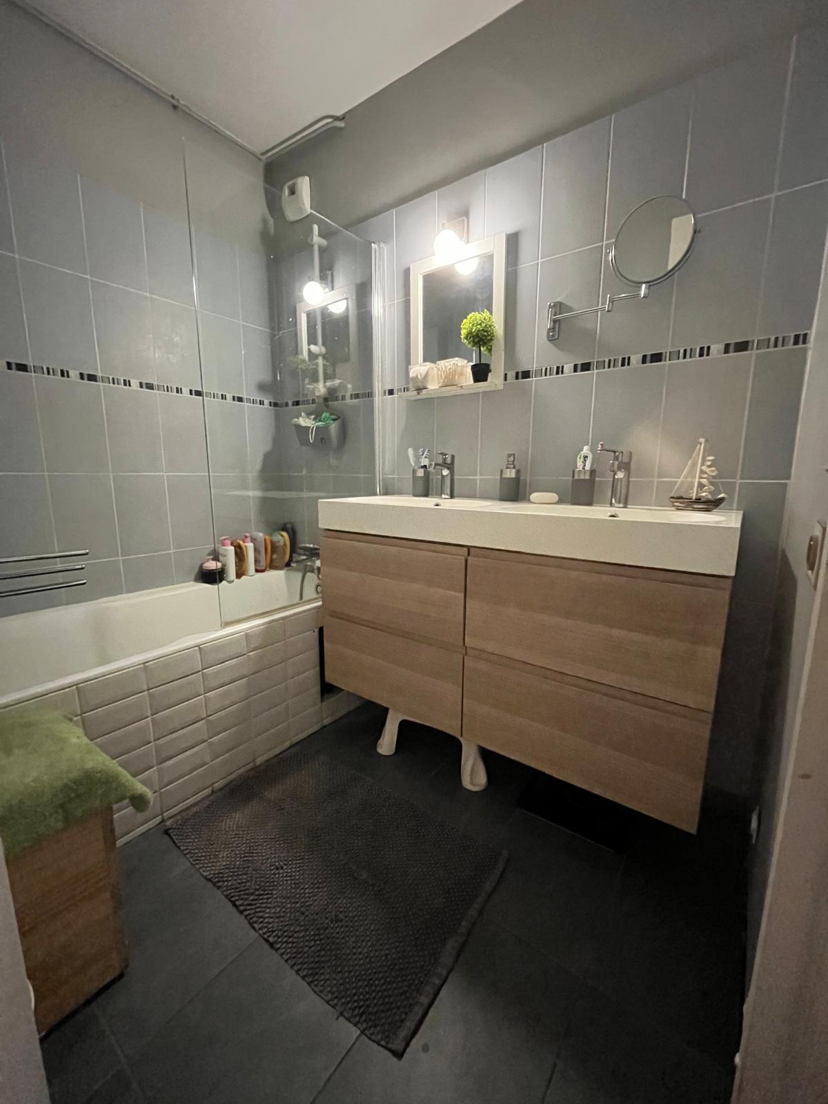 Alojamento Partilhado Villeurbanne 667893