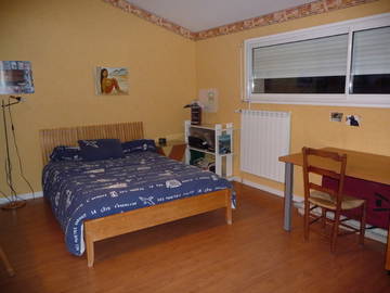 Roomlala | Quarto totalmente mobiliado