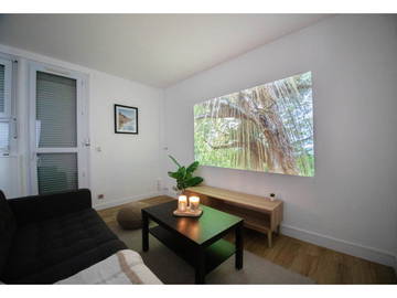 Roomlala | Quarto totalmente mobiliado