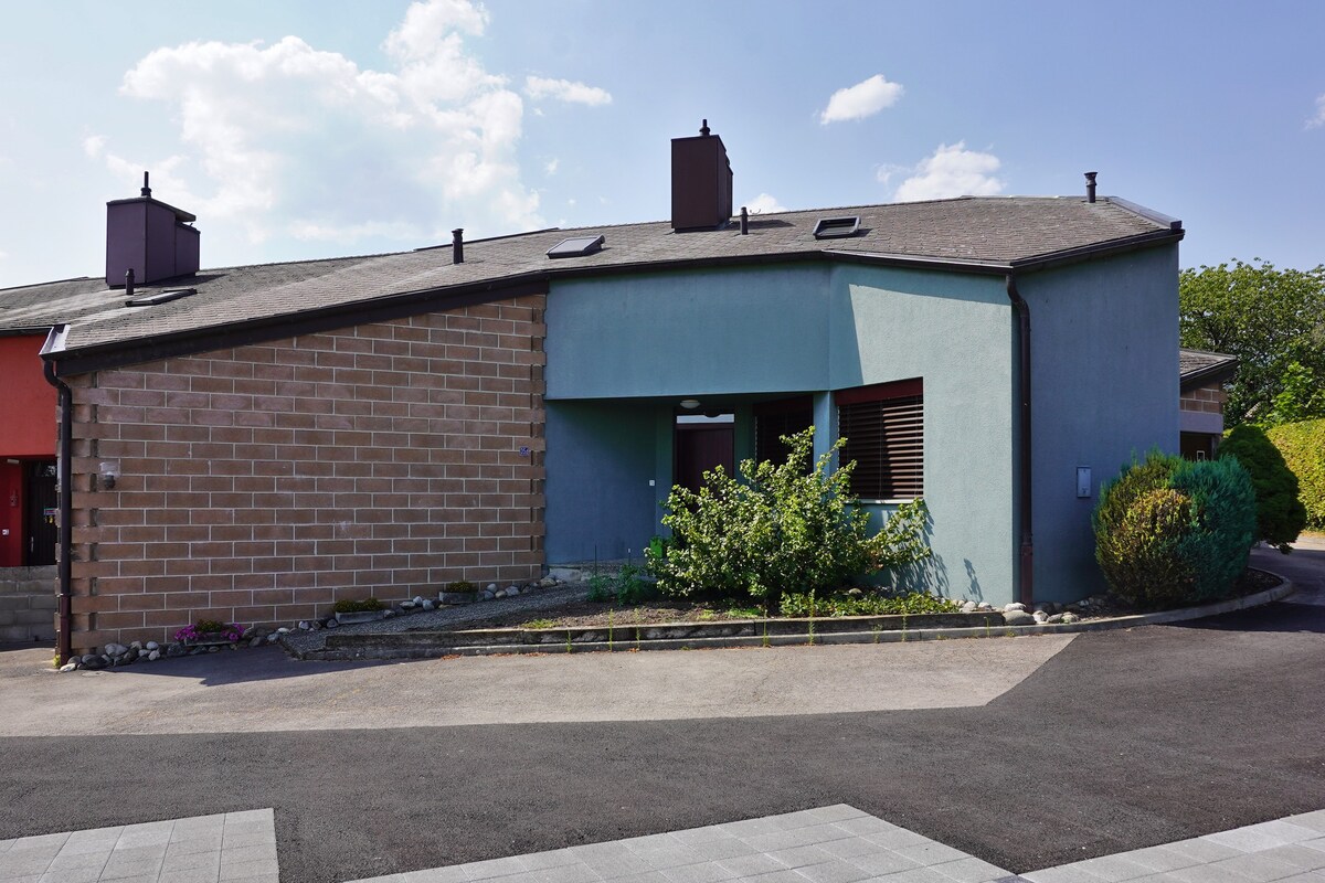 Quarto Em Casa Do Anfitrião La Grande Béroche 675792
