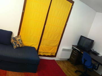 Roomlala | Quartos para alugar em uma casa geminada
