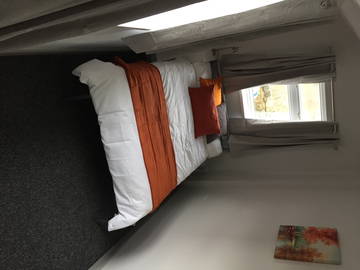 Roomlala | Quartos totalmente mobiliados, todas as contas pagas