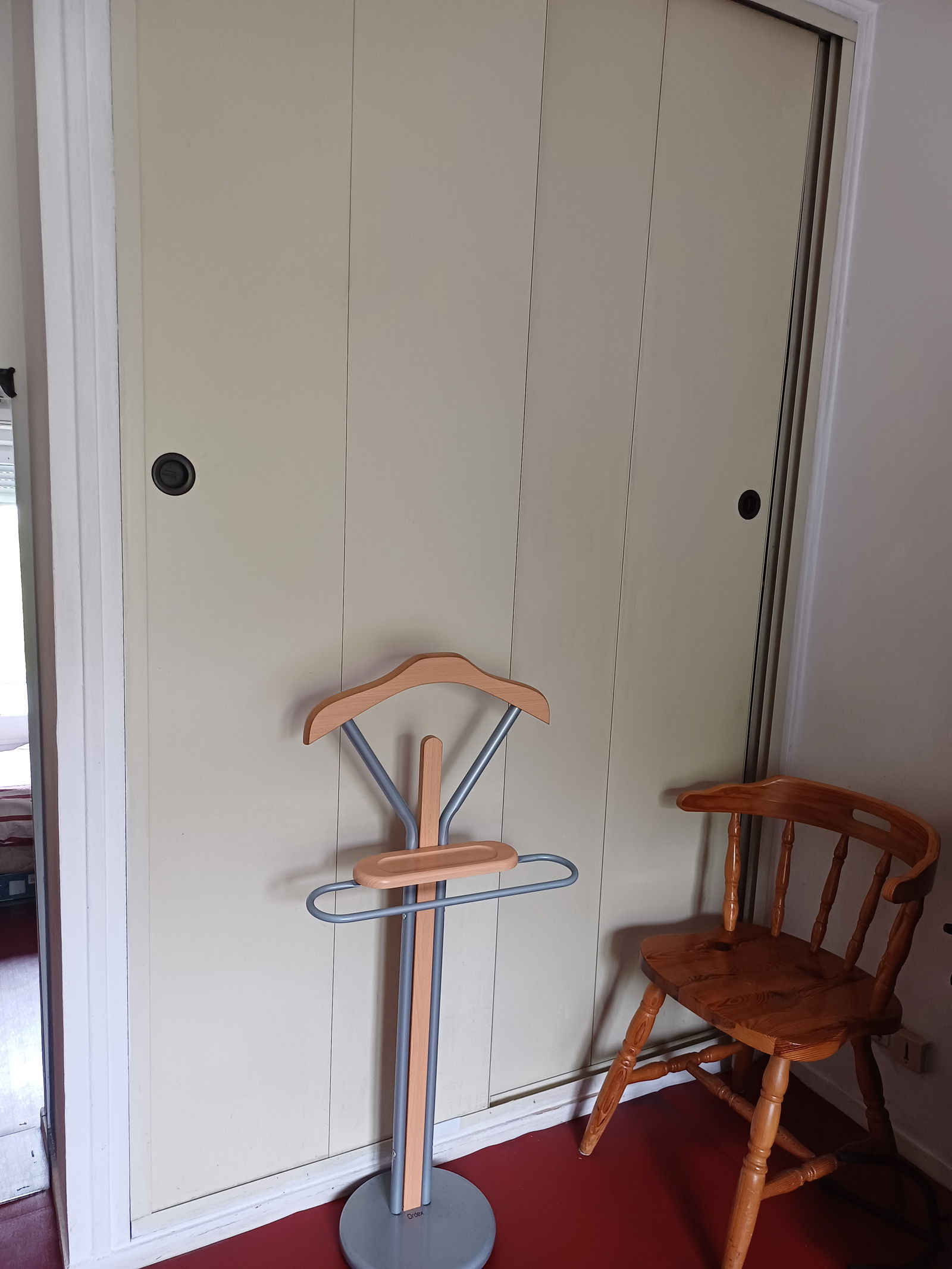 Homestay Cergy 392245