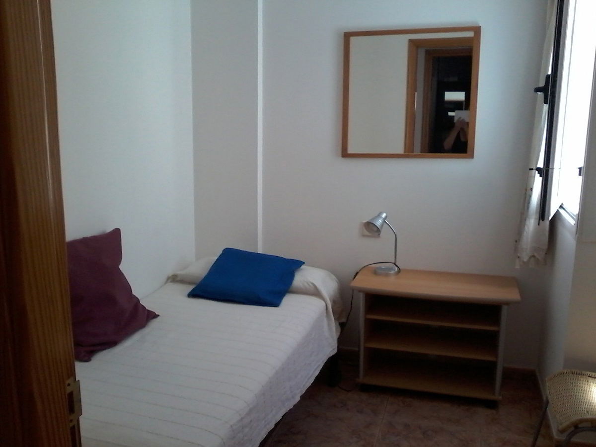 Independent Studio Arinaga 102740