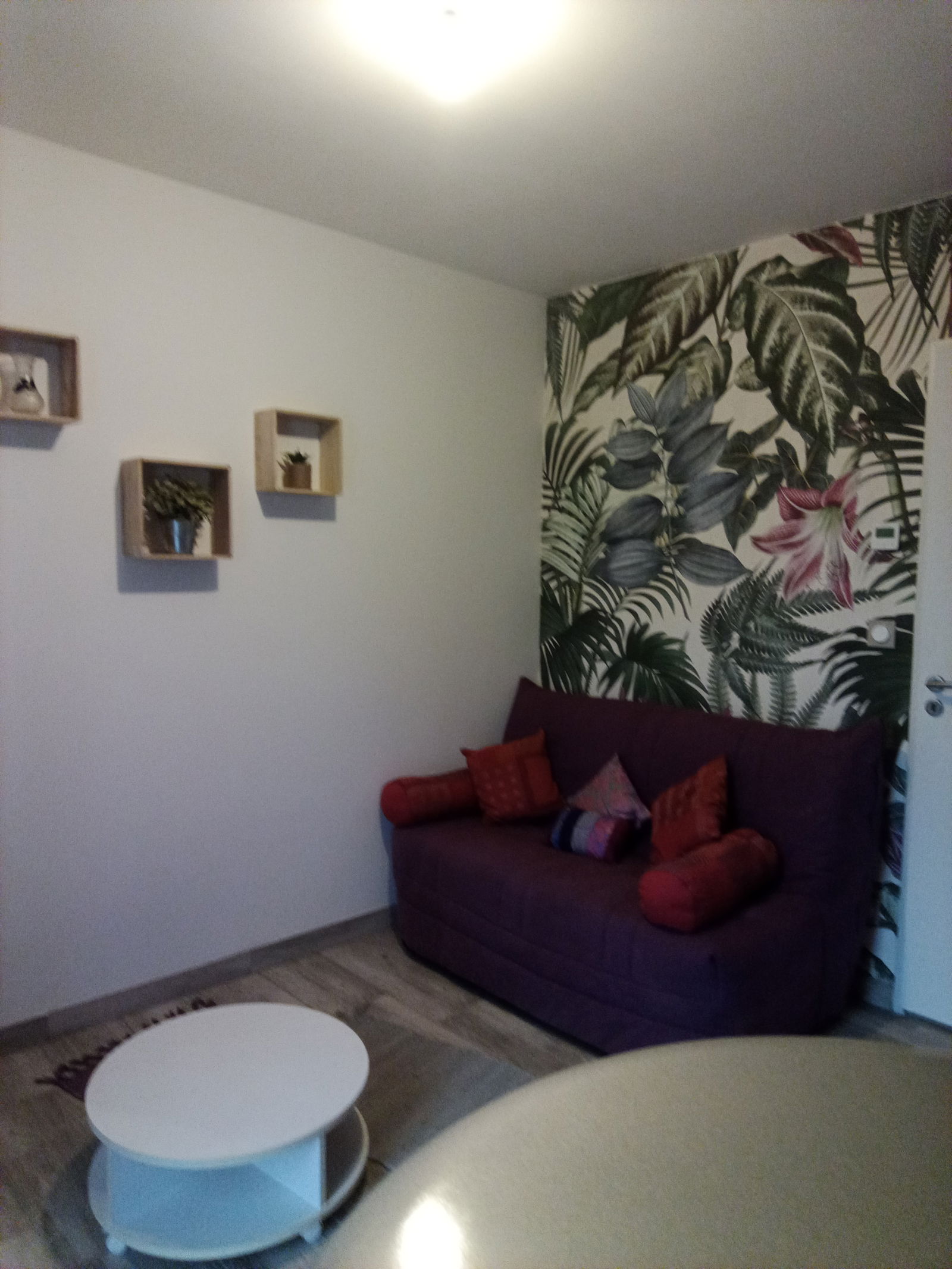 Homestay Bias 265174