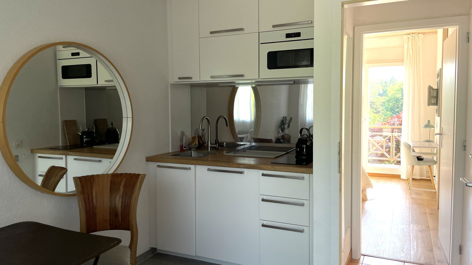 Independent Studio Nyon 262057