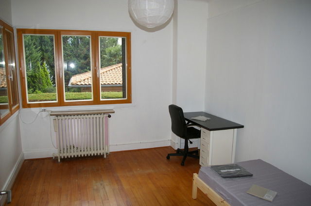 Colocation Bron 2395