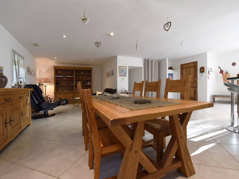 Quartos De Hóspedes Saint-Maximin 182674-4