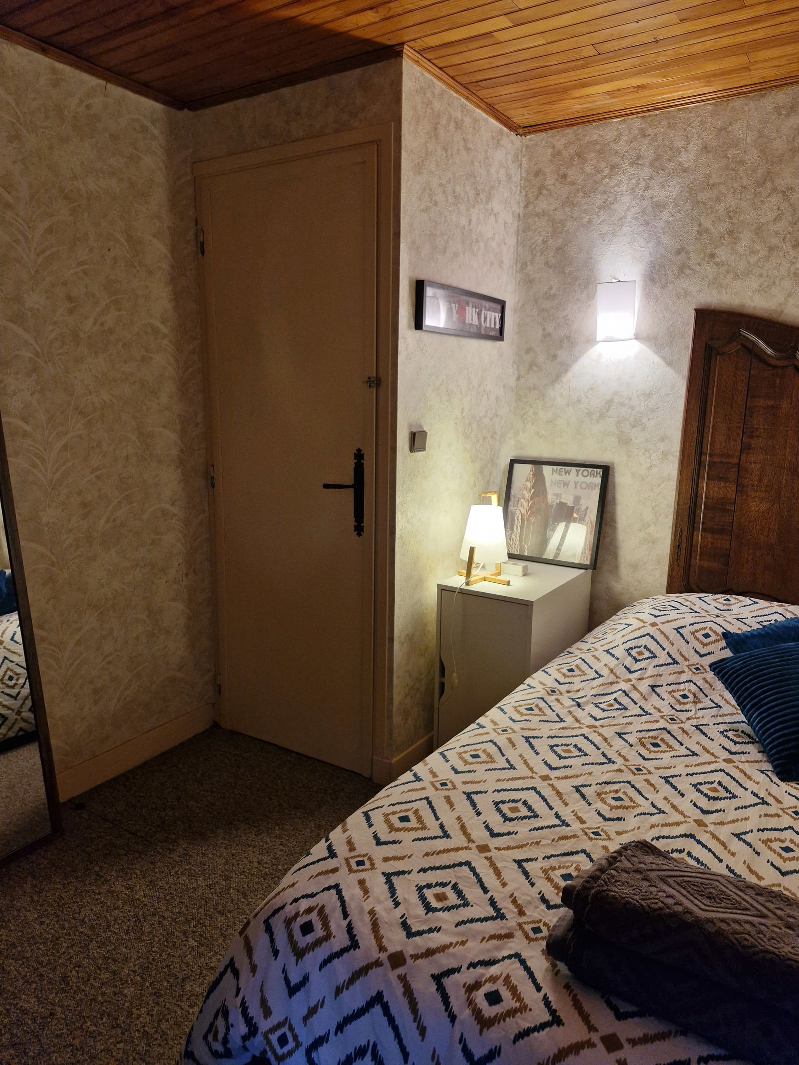 Homestay Saint-Julien-d'Intres 659944