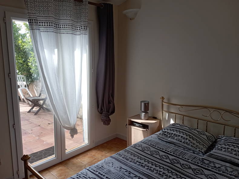 Zakwaterowanie U Rodziny Valensole 258737-2