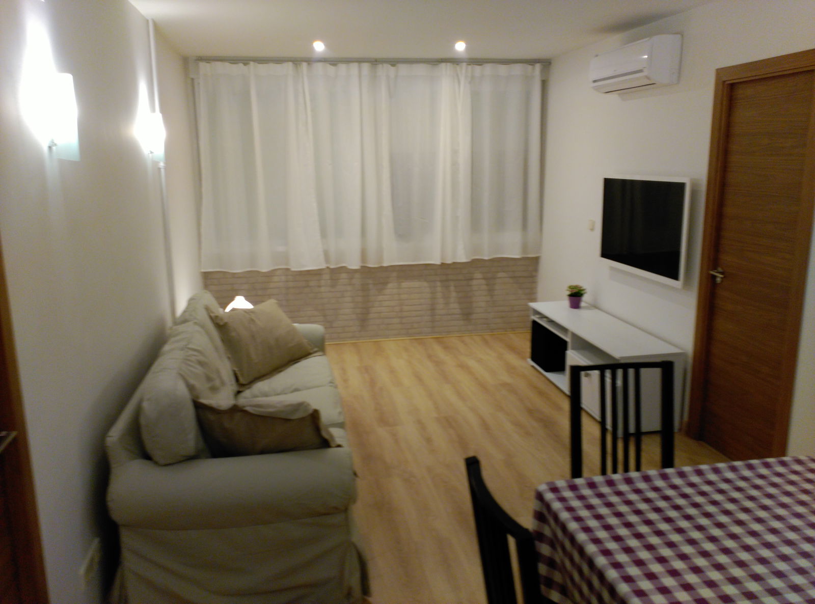 Independent Studio Madrid 252550
