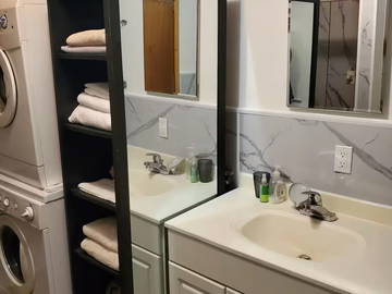 Entire Home Montréal 255397-8