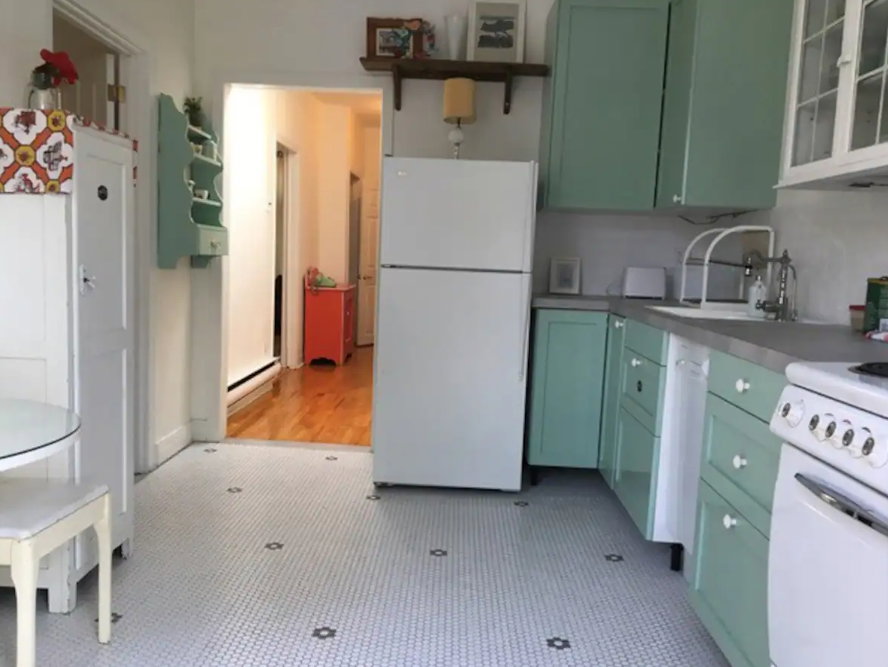 Gaascht Zëmmeren Montréal 449757