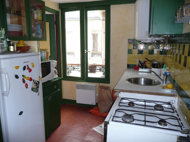 Homestay Paris 18059