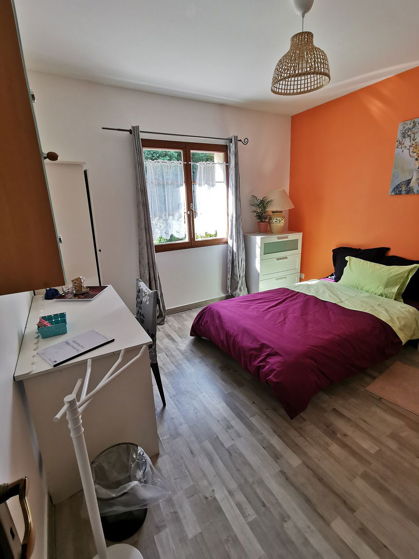 Homestay Saint-Germain-du-Bois 363719