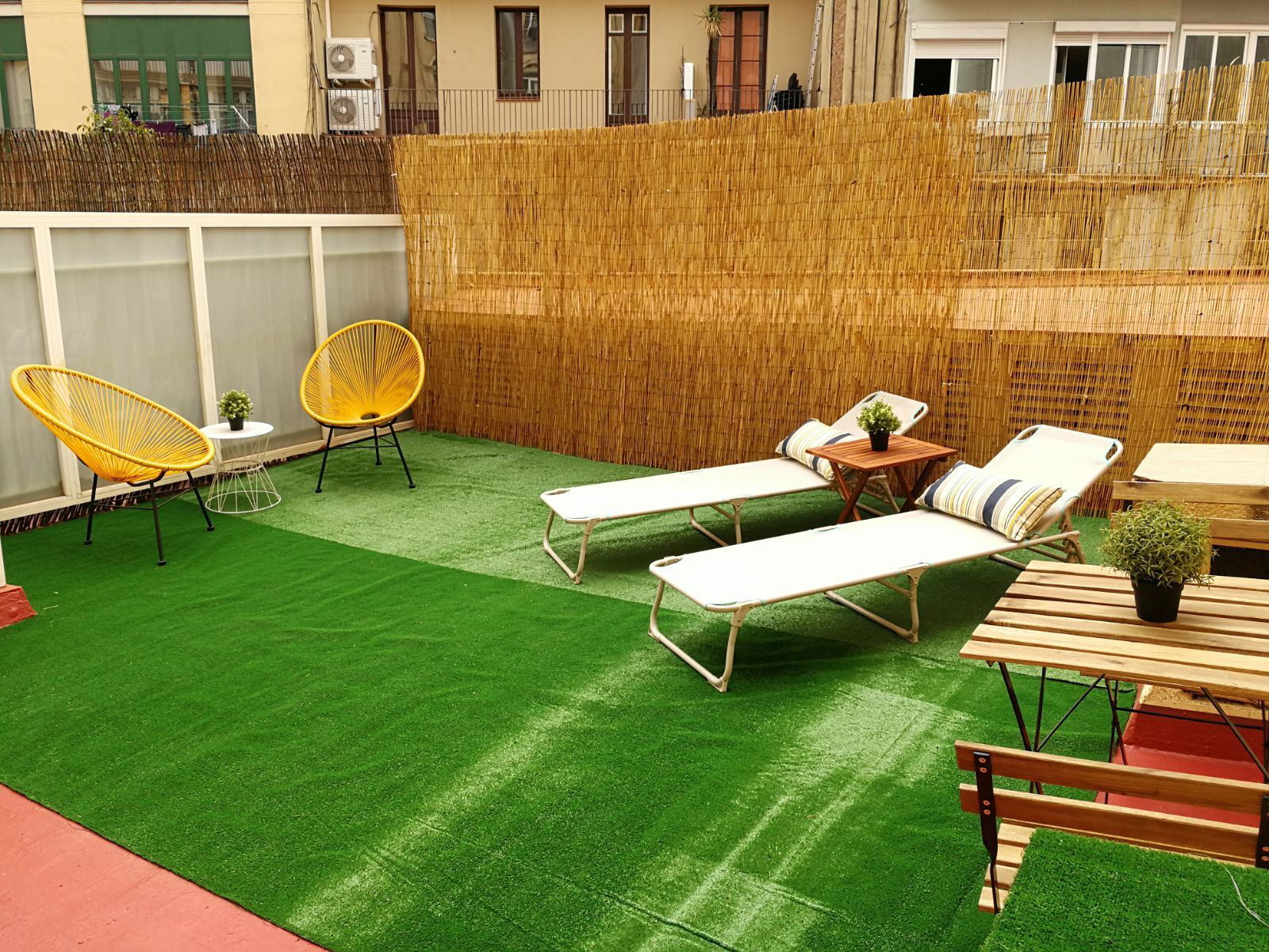 Homestay Barcelona 200207