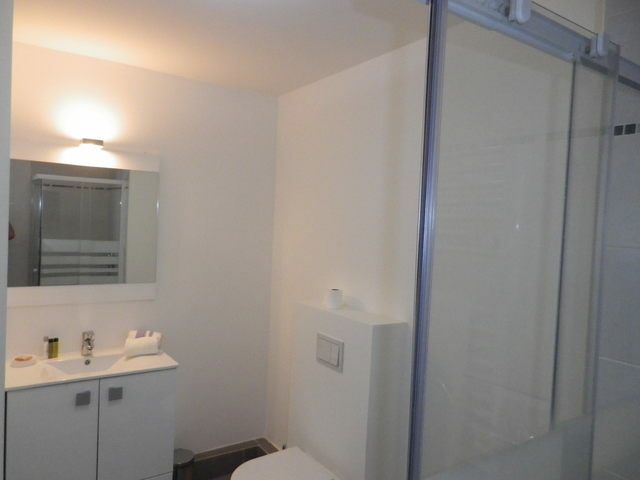 Independent Studio Antibes 55102