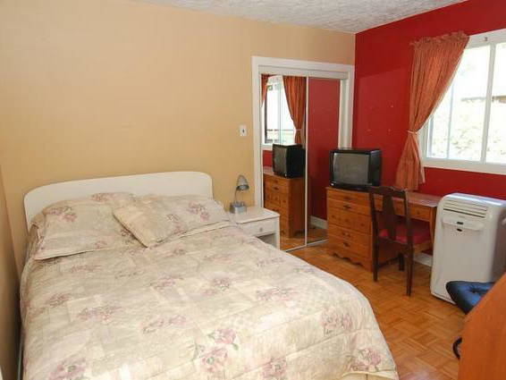 Colocation Laval 3808-3