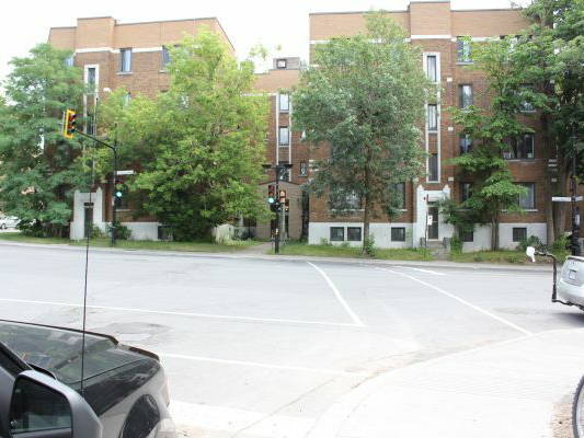 Kolokacja Montréal 101289-4