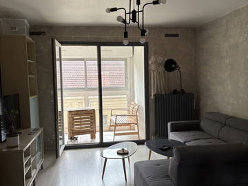 Chambre chez l'habitant à louer à Lyon - autre pièce-1