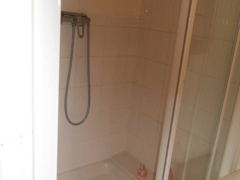 Kolokation Lyon 104787-1