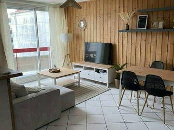 Wohngemeinschaft Cenon 534798-1