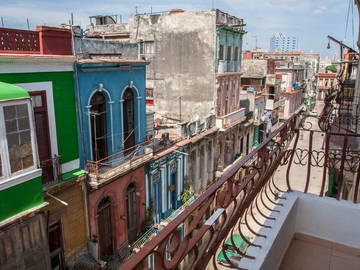 Logement entier à louer à La Habana - photo 18 : balcon-18