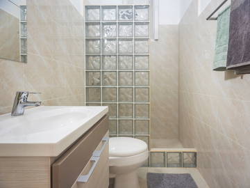 Logement entier à louer à La Habana - photo 11 : salle de bain-11