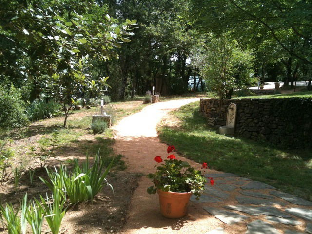 Estudio Independiente Meyrannes 29398