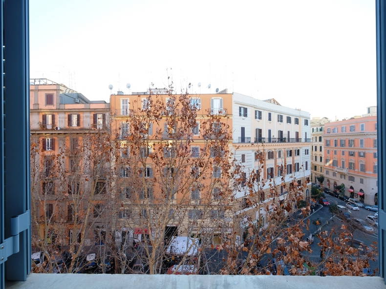 Colocatie Roma 240949-5