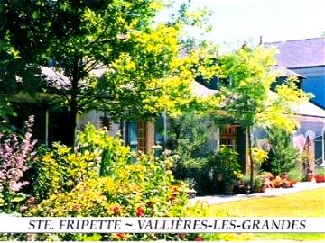 Chambre Chez L'habitant Vallières-Les-Grandes 30055-1