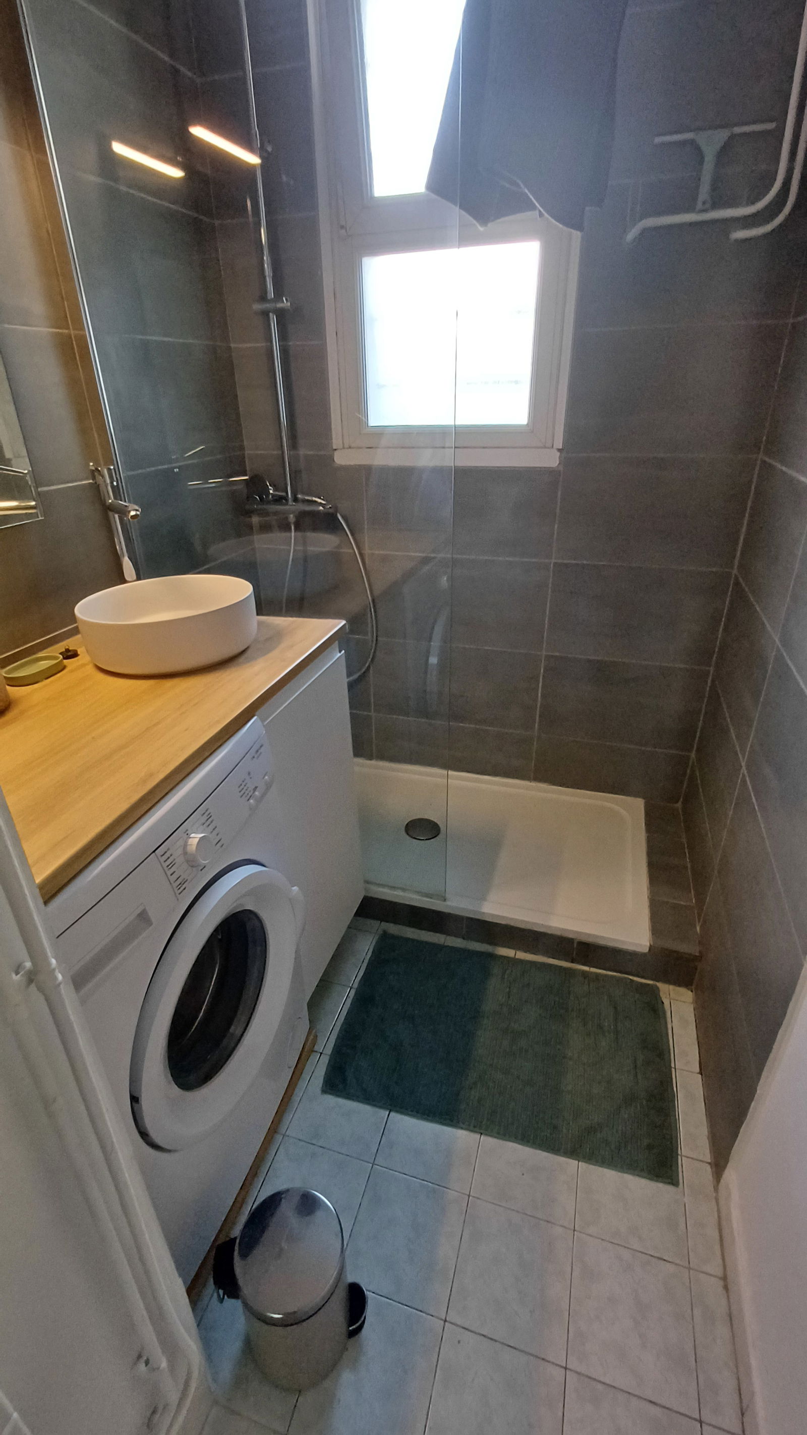 Entire Home Grenoble 660194