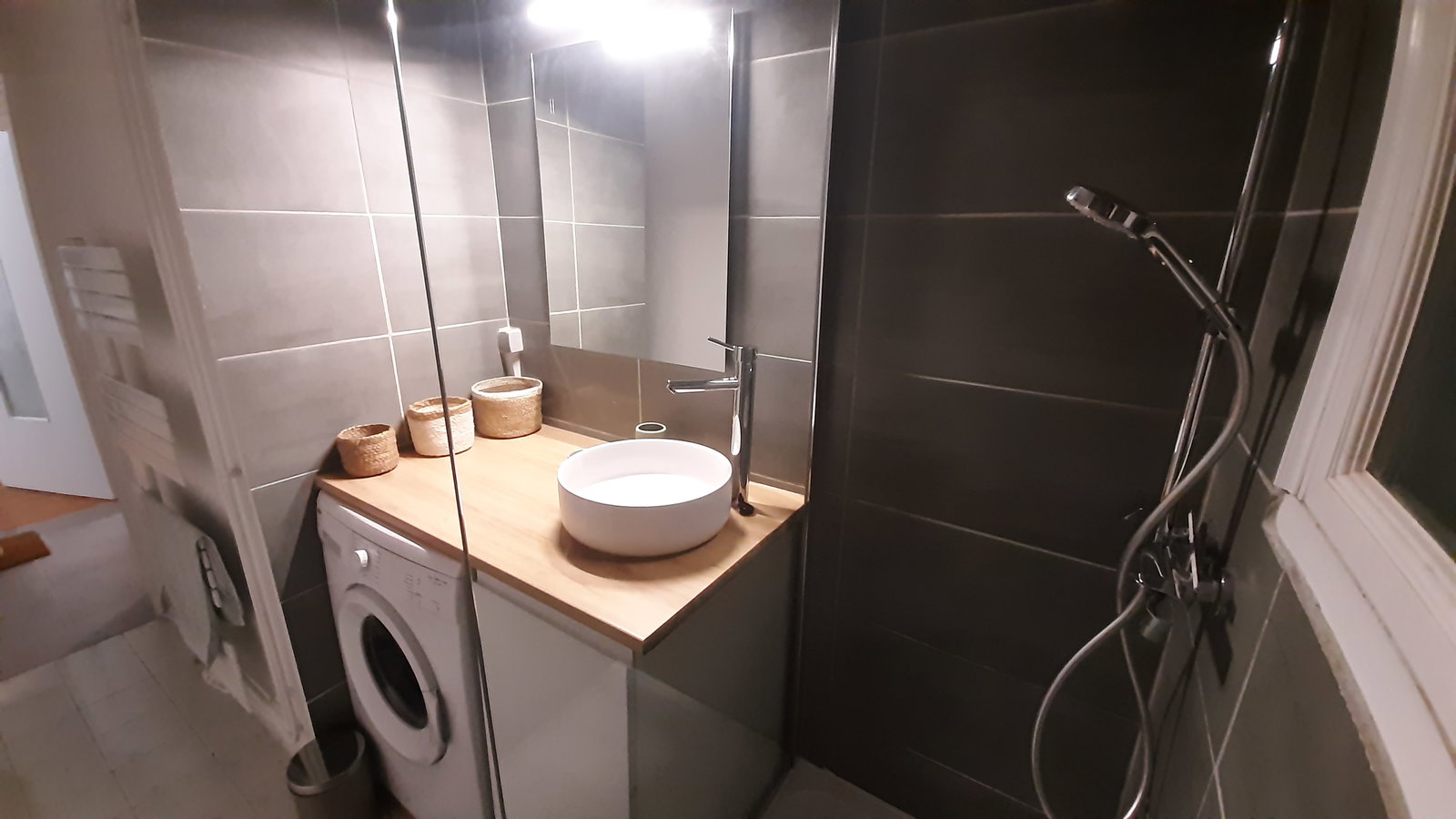 Hela Huset Grenoble 660194