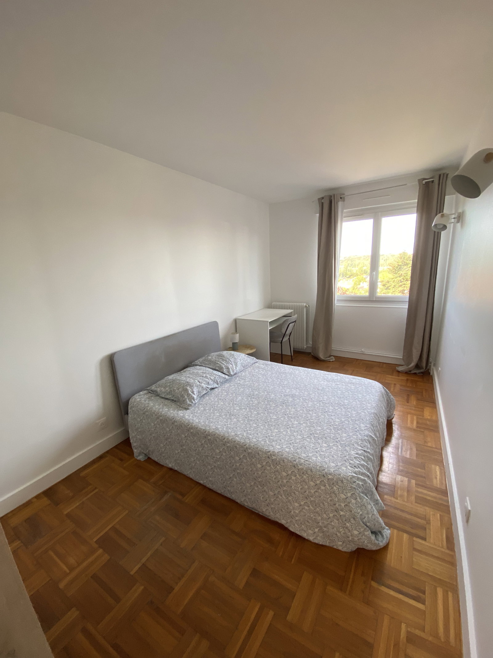 Wohngemeinschaft Évry-Courcouronnes 674221