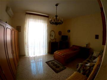 Roomlala | Rent 2 Rooms In Furnished Apartment In The Center Of Ba