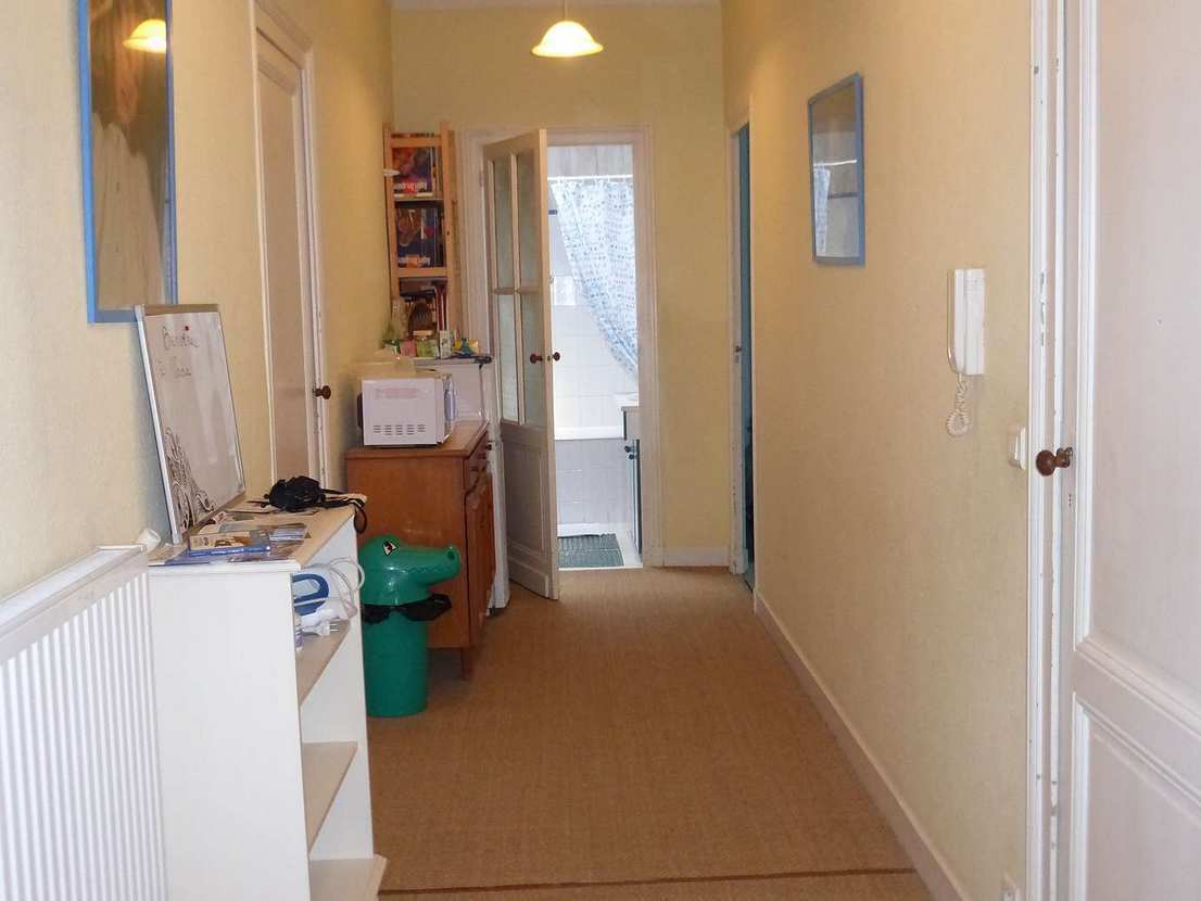 Homestay Bordeaux 260220