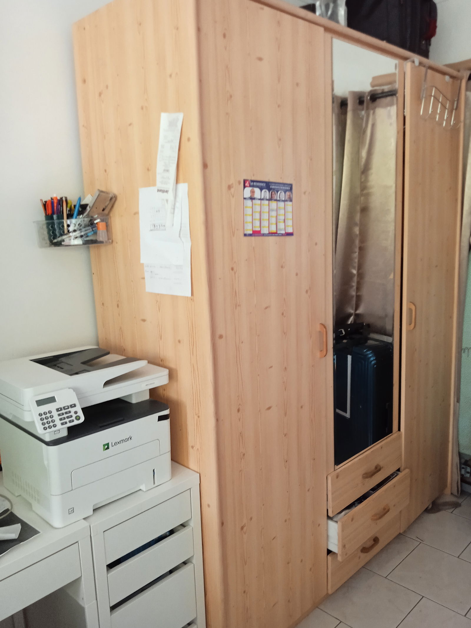 Homestay Stains 287259