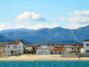 Rent Apartment - 100 M Beach