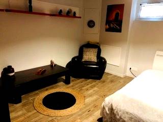 Roomlala | Rent Fully Furnished Studio For Student