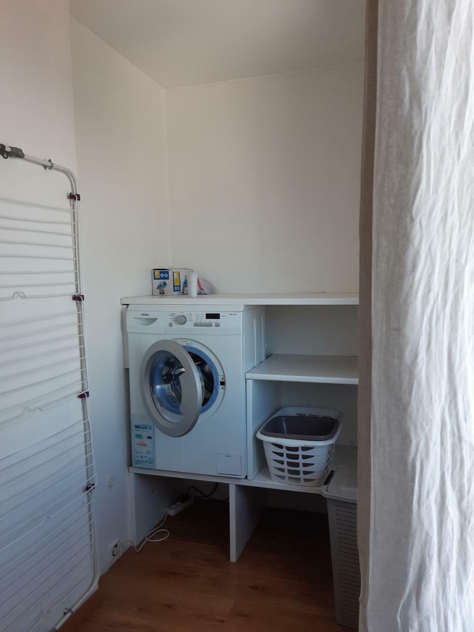 Independent Studio Dax 245234