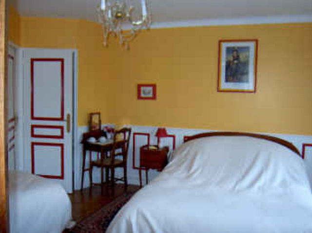 Bed And Breakfast Frossay 12737