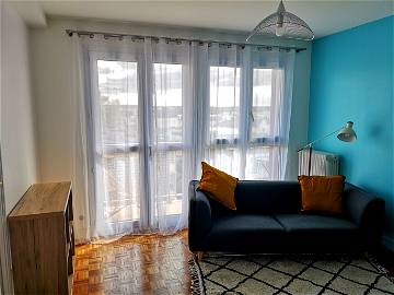 Roomlala | Rent Room In 66m2 Apartment