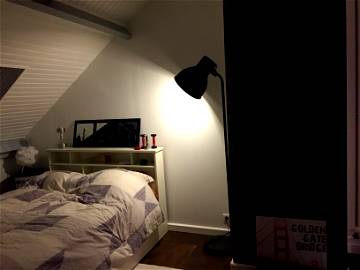 Roomlala | Rent Room / Living Room - SPACIOUS - BRIGHT - QUIET